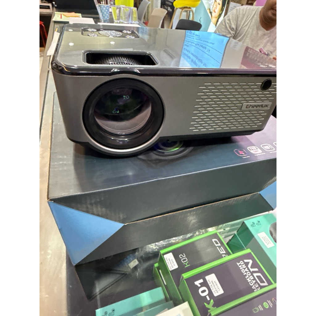 Projektor Cherlux C9 android & Wifi