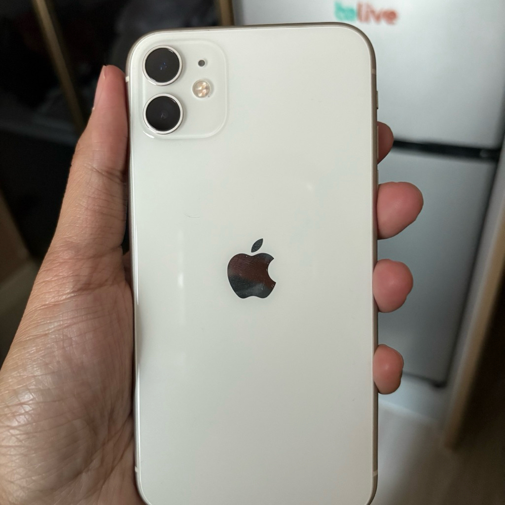 iphone 11 white 64gb second