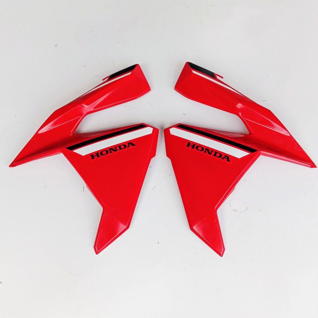 COVER SAYAP VARIO 125 150 OLD WARNA MERAH ORI COPOTAN MOTOR  SAYAP DEPAN VARIO 125 150