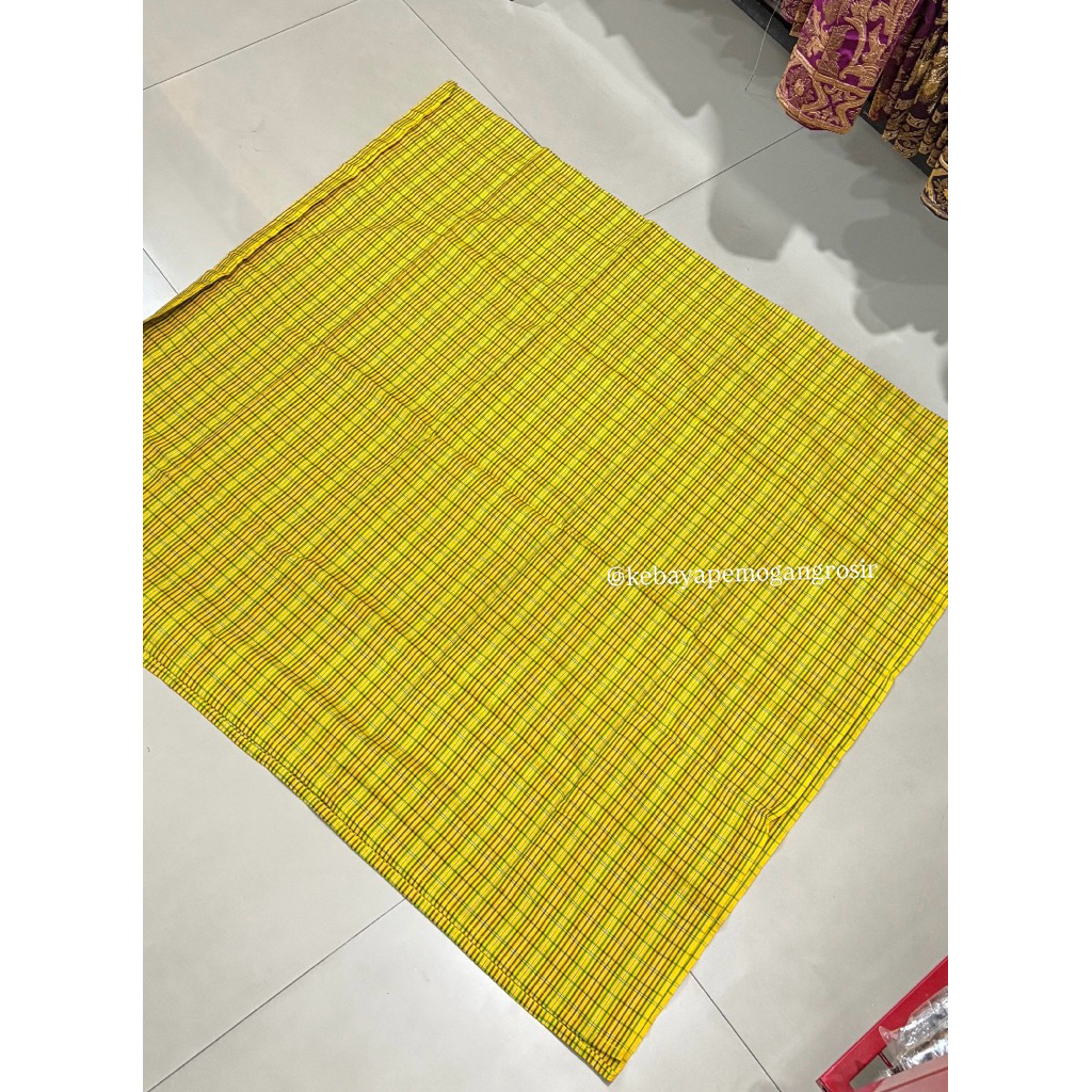 Kamen Metatah Kuning / Kamen Potong Gigi