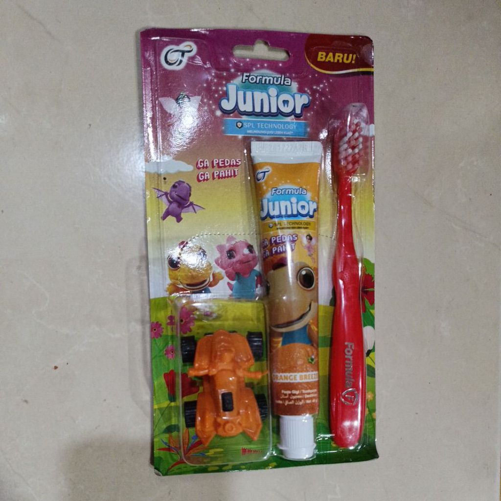 paket pasta dan sikat gigi formula yunior