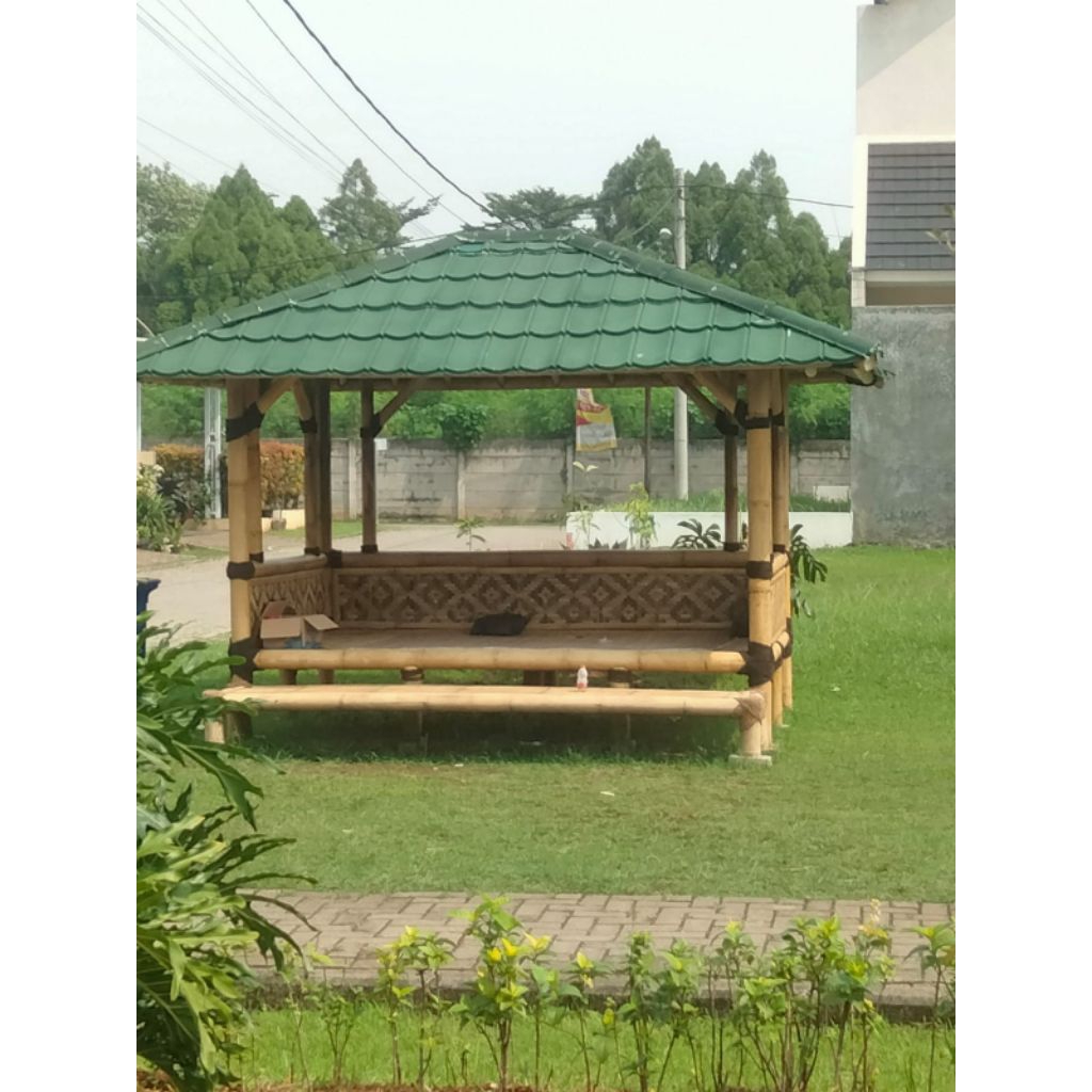 SAUNG BAMBU GAZEBO UKURAN 2M X 3M