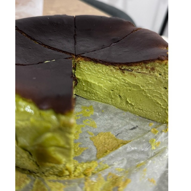 

Premium Japanese Matcha Mochie Cheese Cake by Checake - 16cm