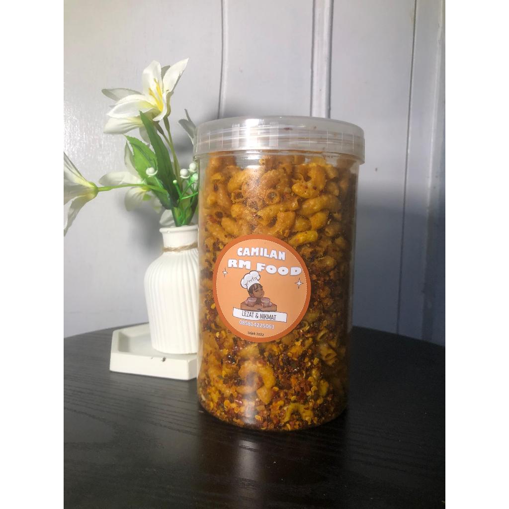 

Makaroni Pedas Chili Oil Daun Jeruk Ukuran 800 ML