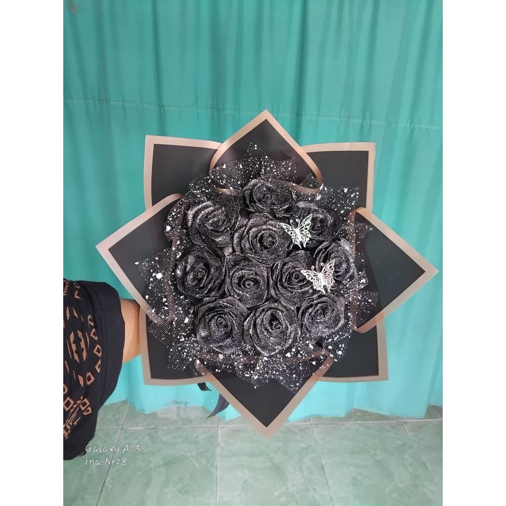 

buket pita satin hitam glitter buket pita satin 6 tangkai buket pita satin 8 tangkai buket murah