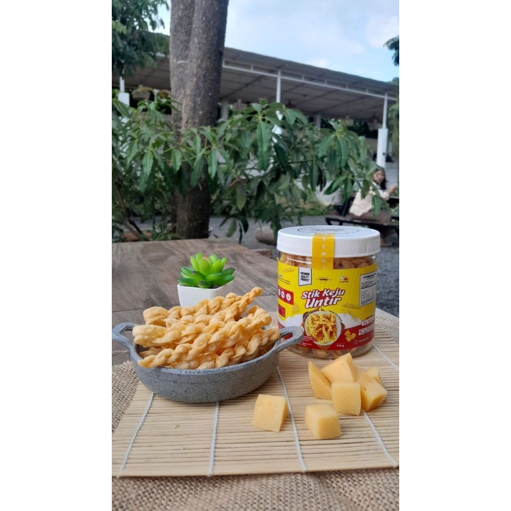 

JAJANAN KEKINIAN STIK KEJU UNTIR KUOSENDI HOMEMADE TERLARIS