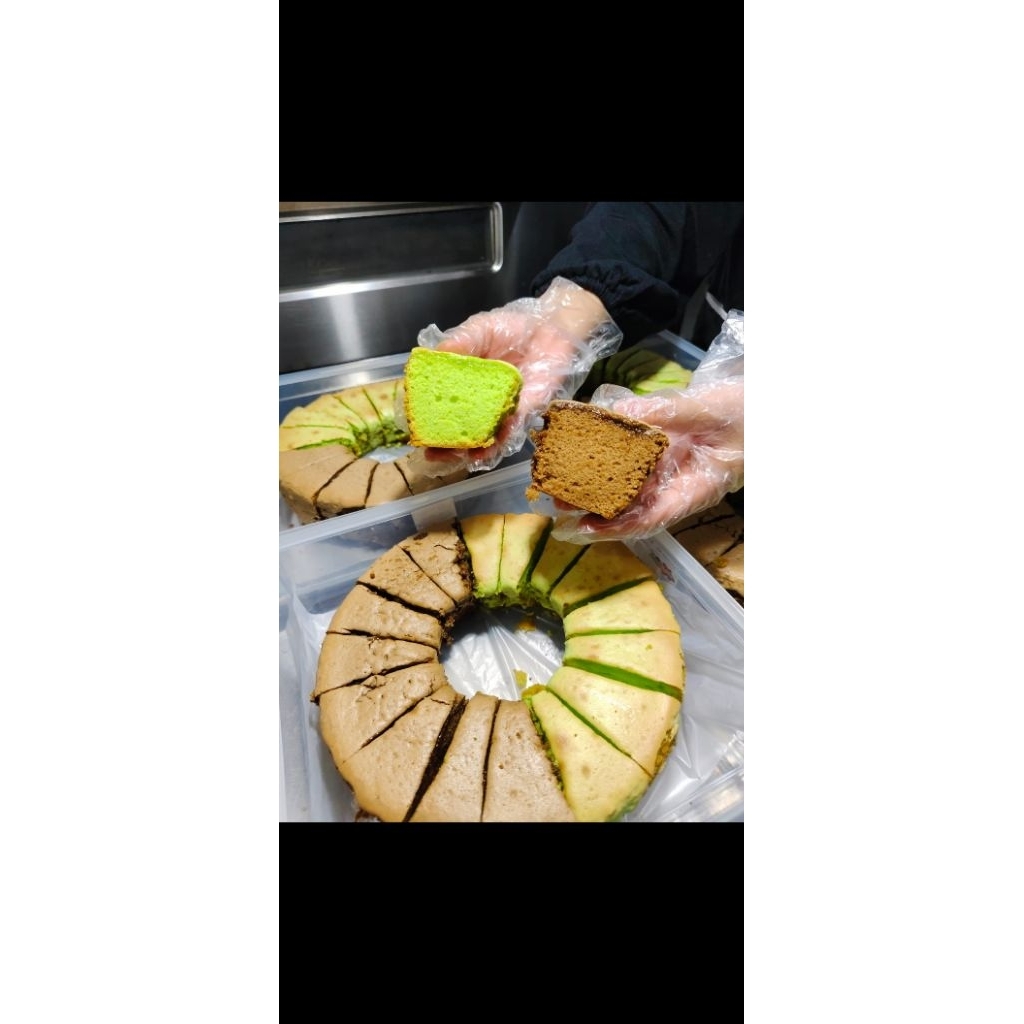 

BOLU SUSU PANDAN COKELAT BASAH LUMER BERMADU