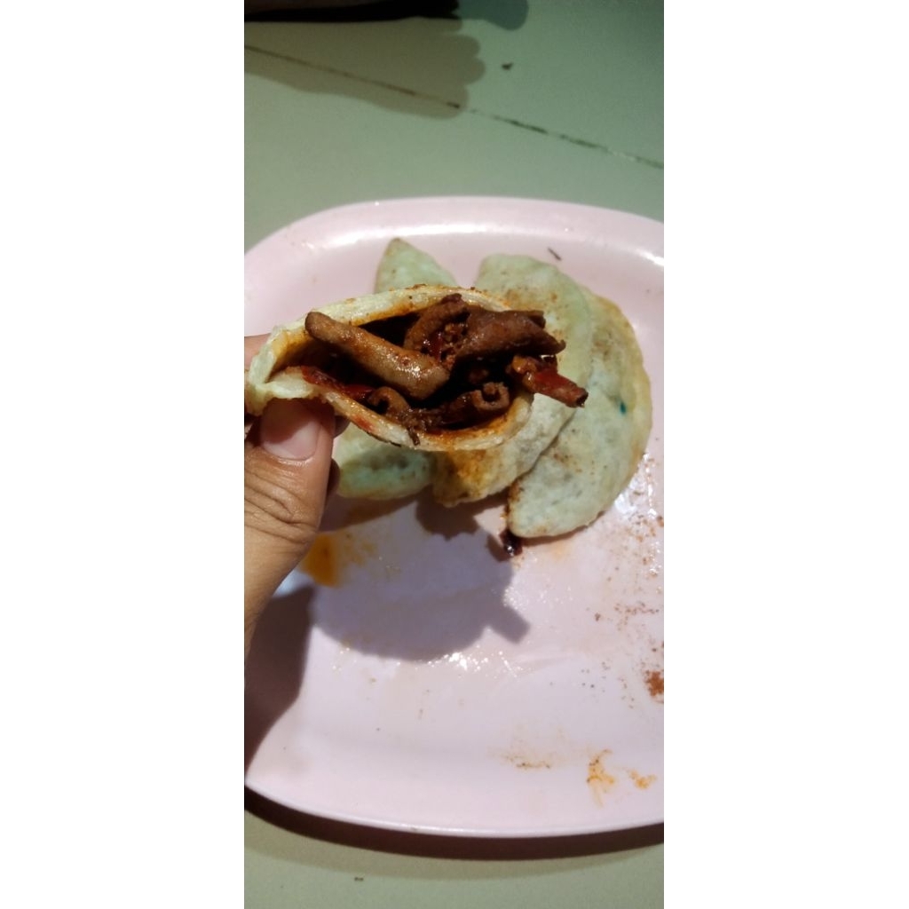 

cireng isi usus pedas