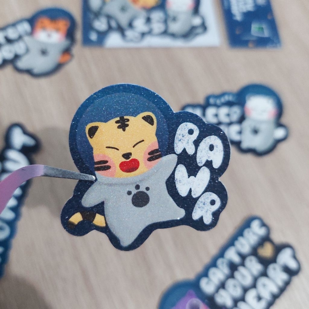 

Pawpaws Gang Sticker/Sticker Glitter Die Cut/Cat Sticker/Seventeen