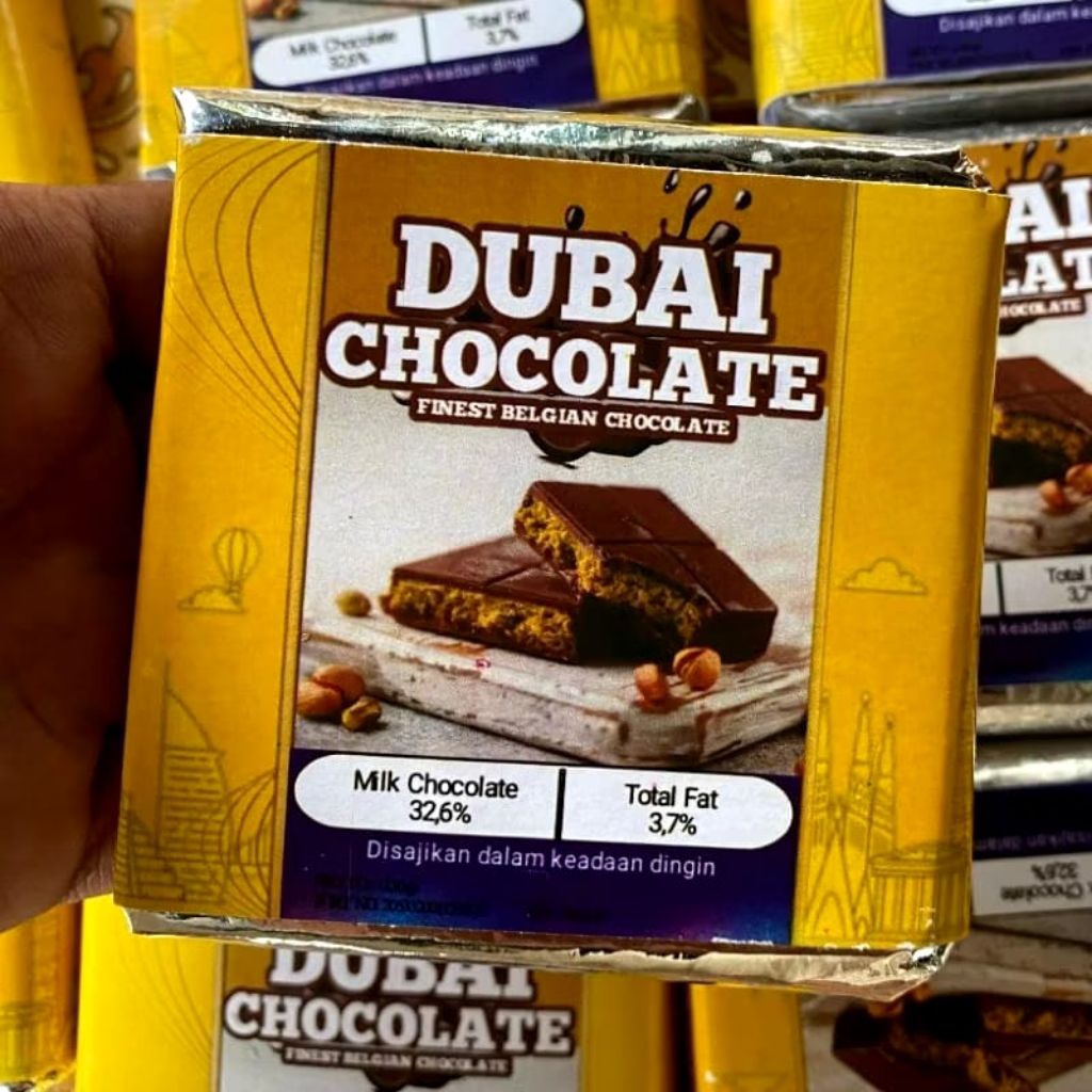 

COKLAT DUBAI MINI KECIL CHOCOLATE DUBAI PISTACHIO KUNAFE CRISPY