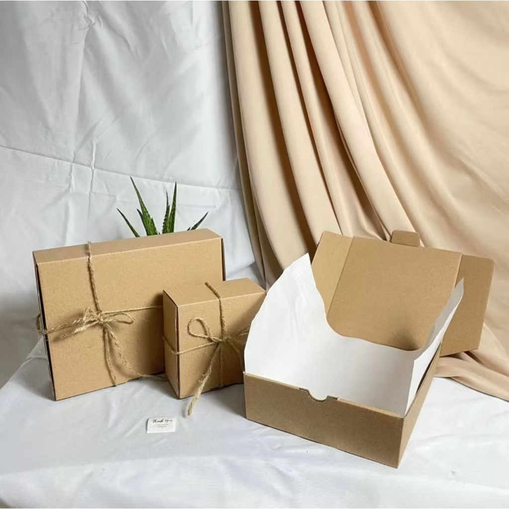 

kardus diecut 9x7x3 cm