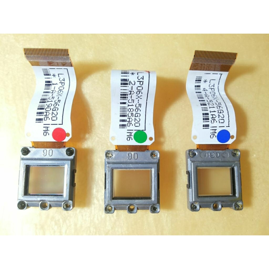 Satu Sett 3 LCD Panel RGB  Proyektor EPSON EB X7  EB X9