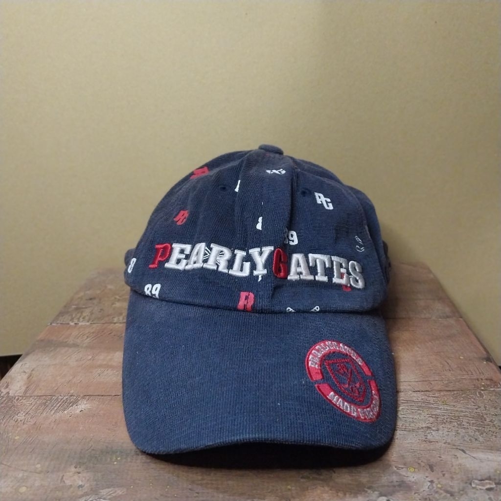 Topi Second Pearly Gates