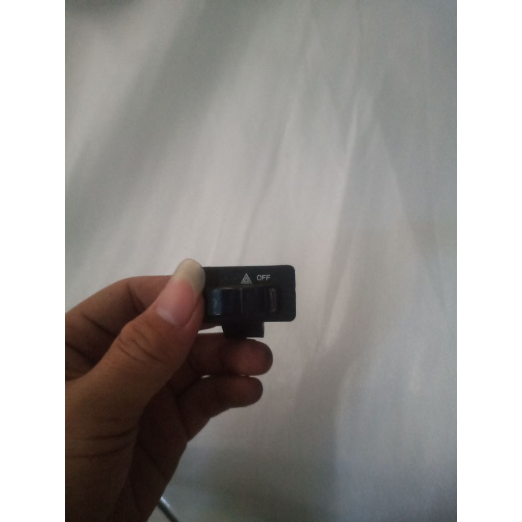 tombol saklar   Hazard   Yamaha   freego   original