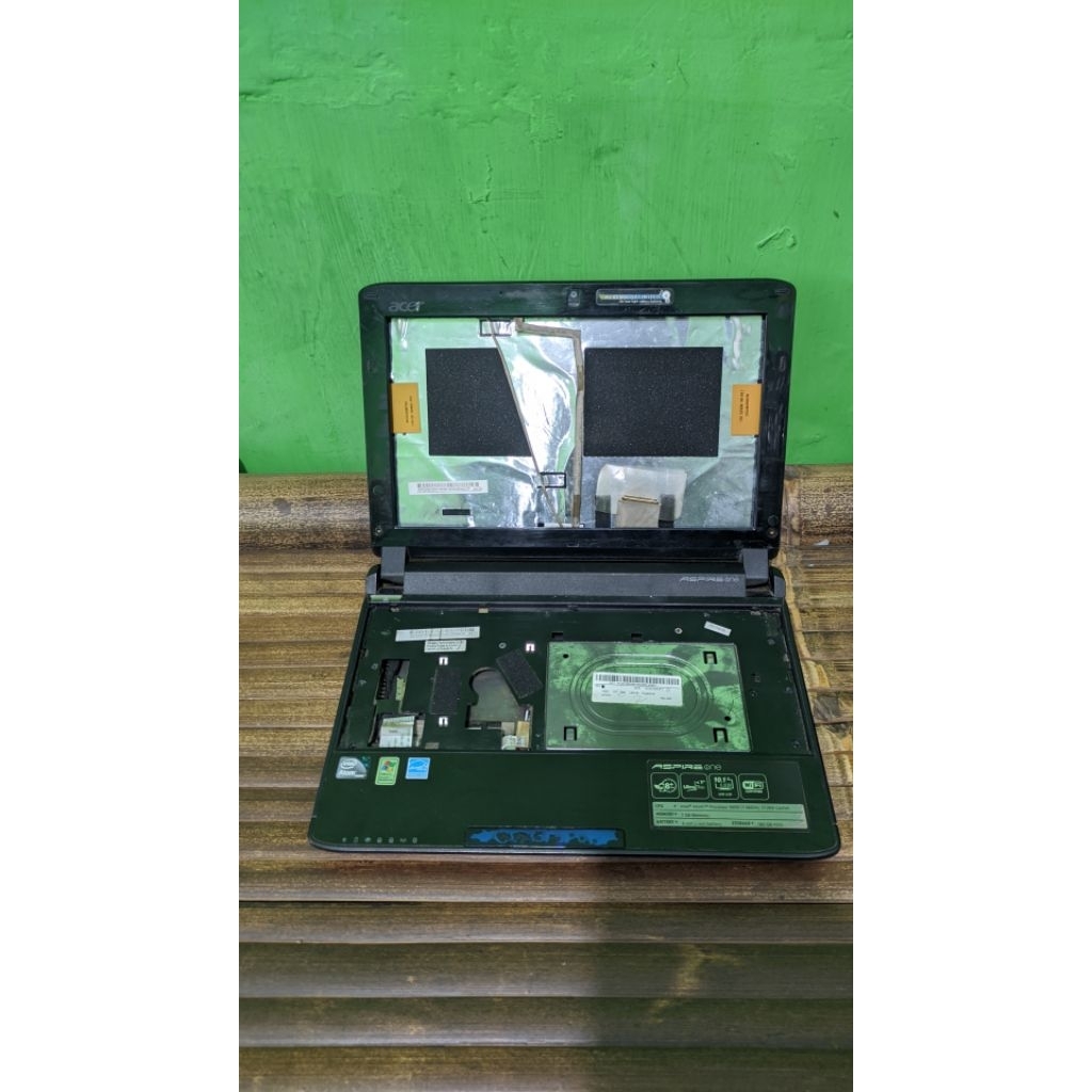 Casing bekas LaptopAcer Aspire one 5320 hitam