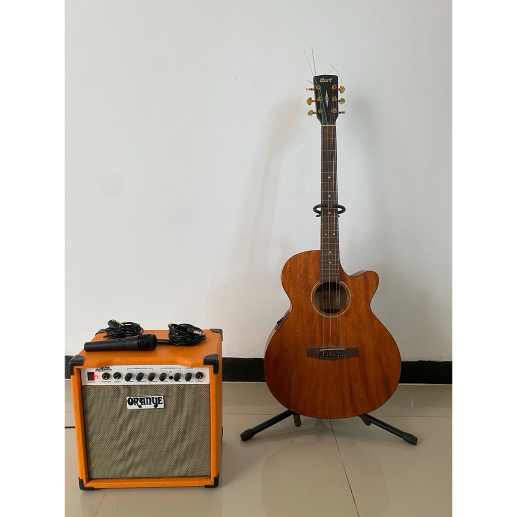 Preloved Set Gitar Akustik Elektrik Cort SFX MEM OP dan Ampli Oranye
