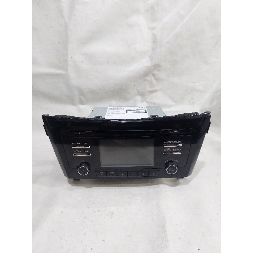 Head unit original Nisan Xtrail