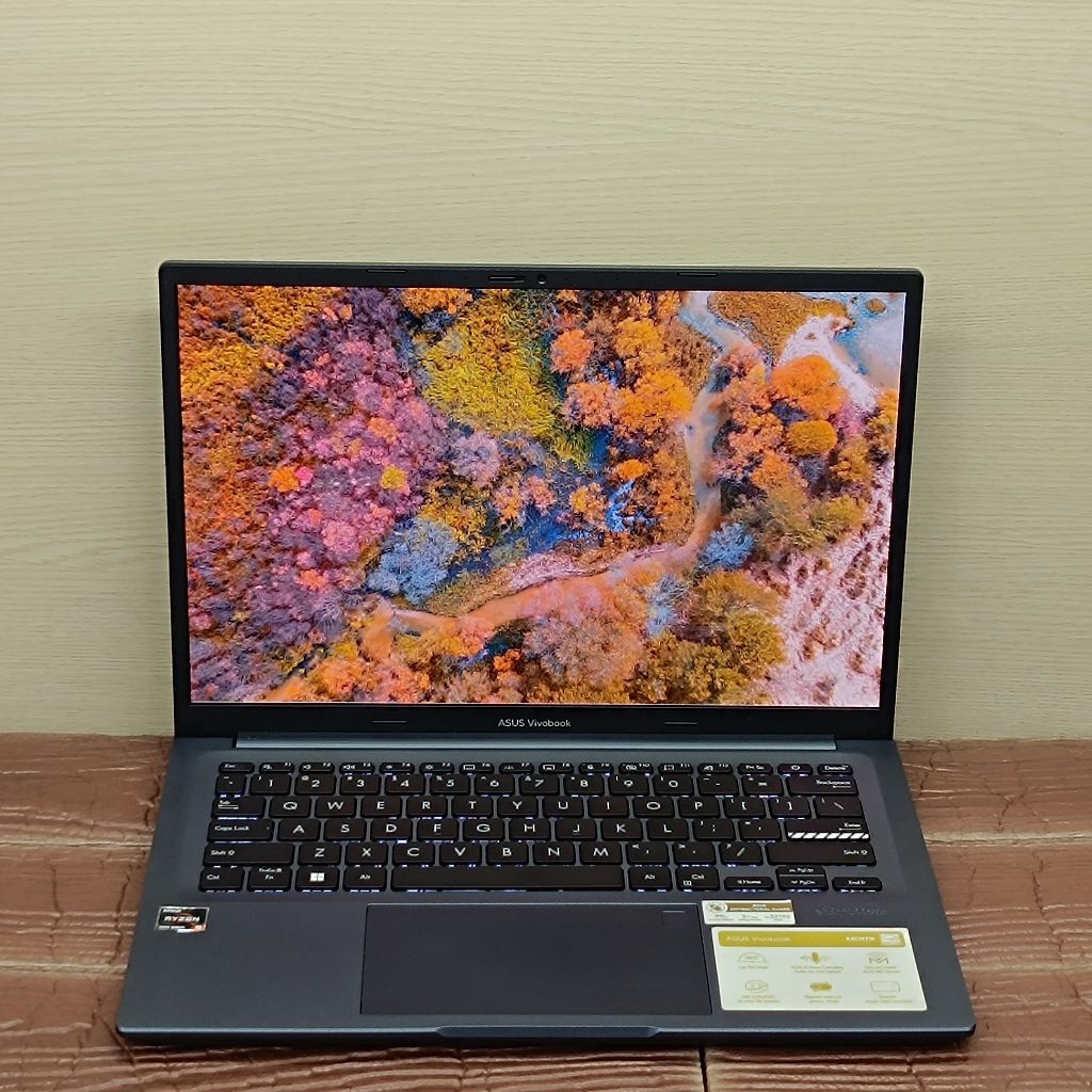 Laptop Asus Vivobook M1403QA AMD RYZEN 5-5600H RAM 16GB SSD 512GB OLED