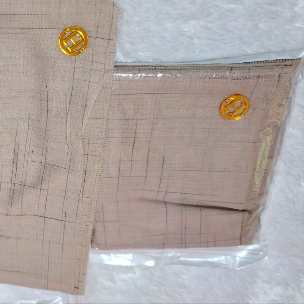 Segiempat Voal Waffle Premium Hijabnah