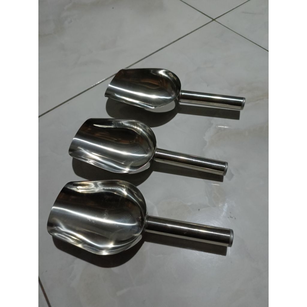 Sekop es batu ukuran kecil bahan stainless