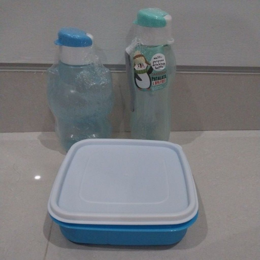 Set botol minum dan kotak makan anak kotak bekal dan botol minum hello kitty