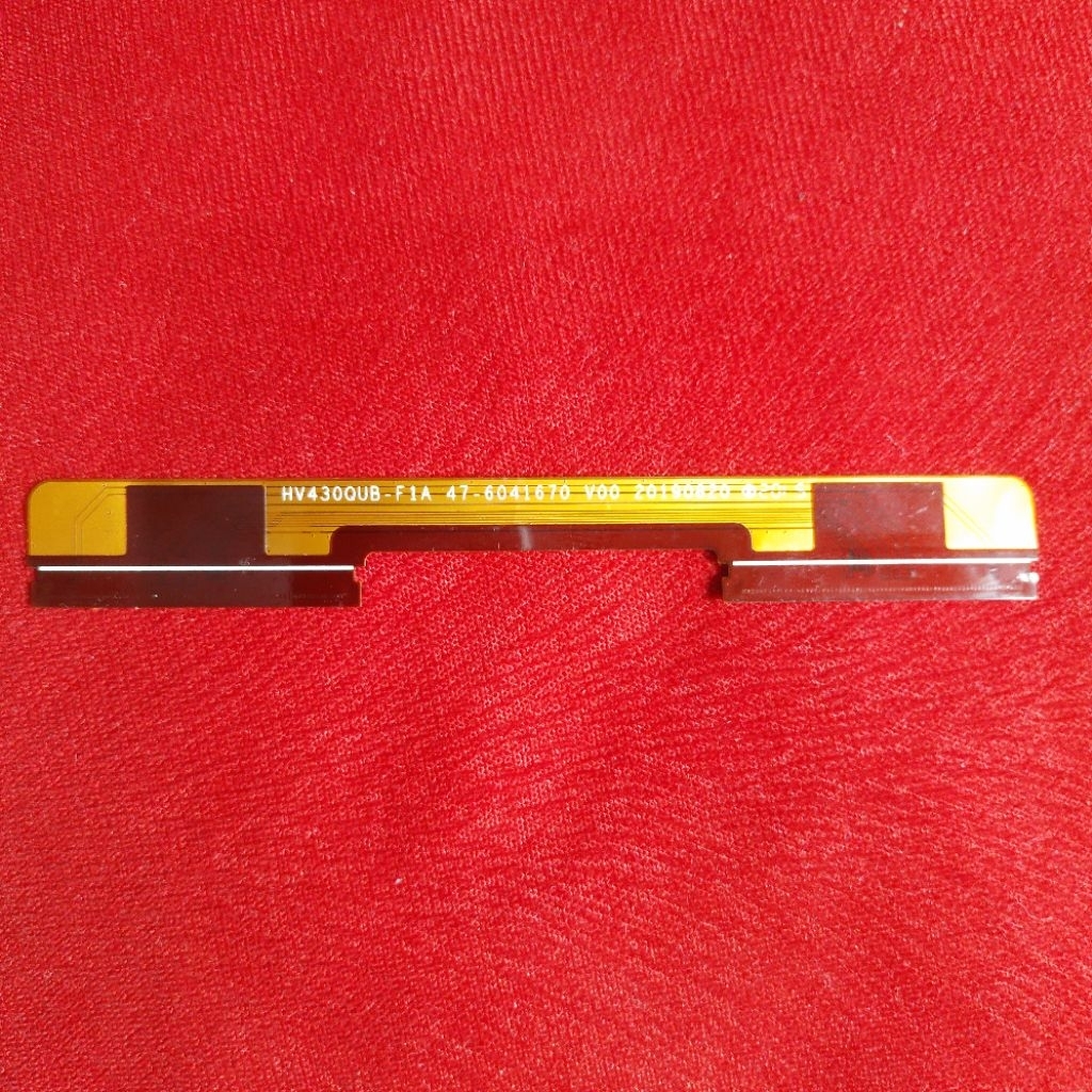 Kabel Fleksibel Jumper TV Smart Samsung 43 Inch TU8000  UA43TU8000 43TU8000 Bagus Normal Copotan