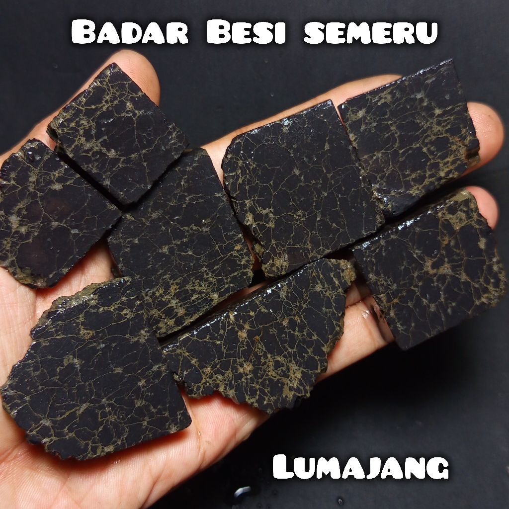 batu badar besi semeru/bongkahan batu badar besi semeru lumajang/batu akik