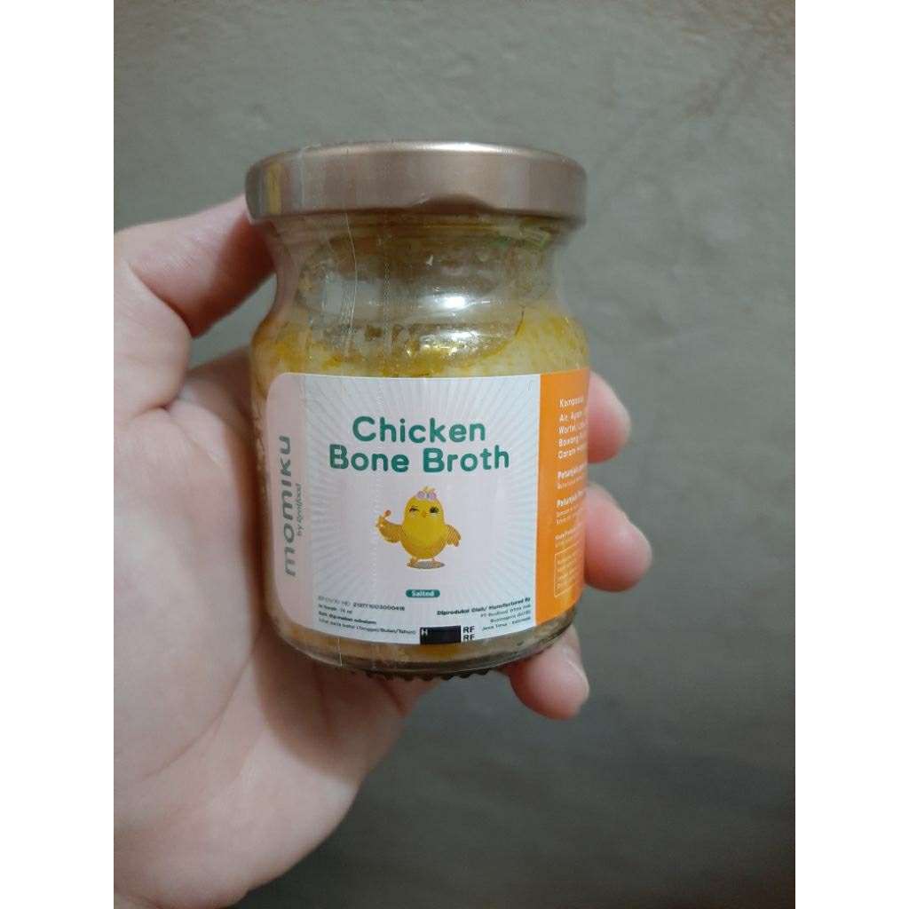 

Baru Chicken bone broth kaldu Tulang ayam siap konsumsi dari Realfood isi 70ml rasa salted/asin exp. 03.2026