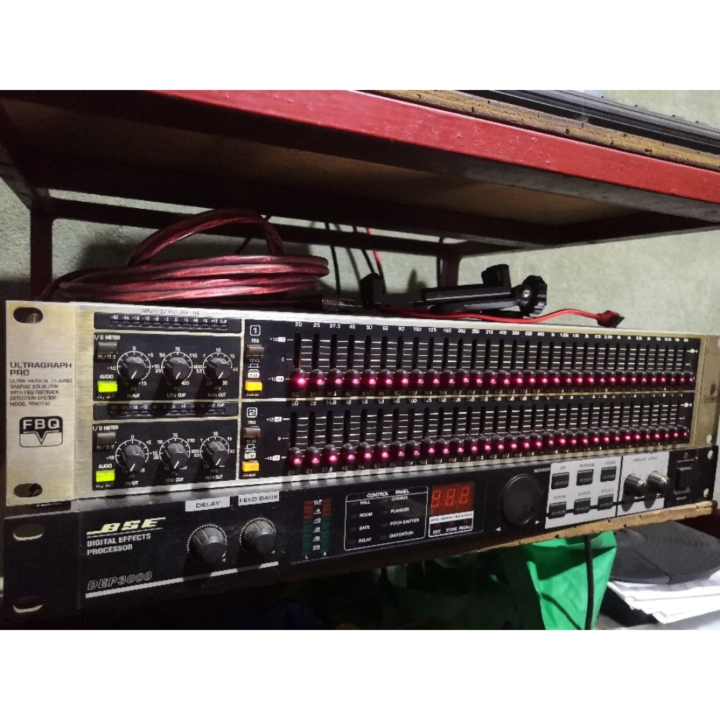 Behringer ultragraph pro fbq3102 equalizer 31 band