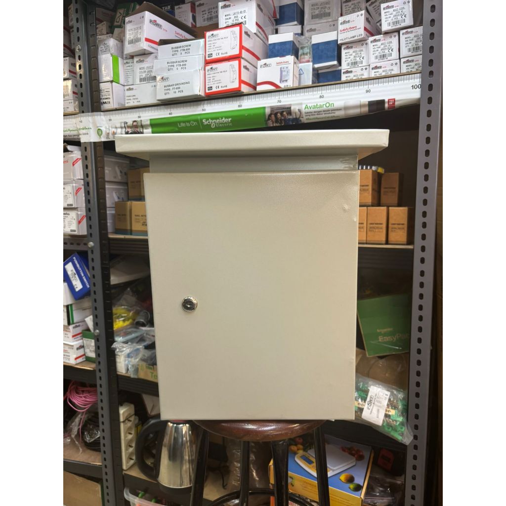 BOX PANEL OUTDOOR 30x40x20 Cm BOK PANEL TOPI 300x400x200 mm 30 x 40 x 18 CM 30x40