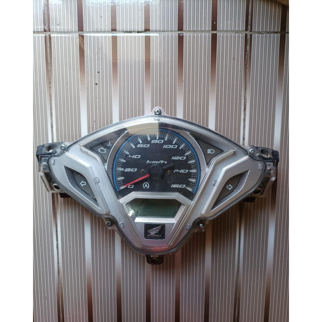 Speedometer Kilometer Honda Vario 125 Cbs 2013 idling sttop system 37100 KZR  B11 produk original ku