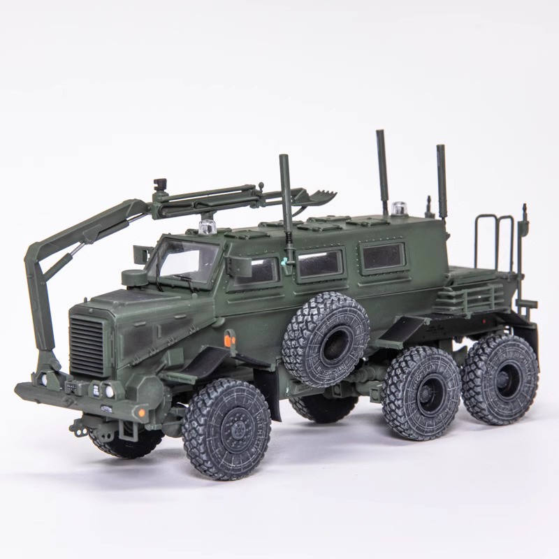 Diecast Truck T-Model 1/72 Buffalo Mine Protection, US Army Engineering Corps (Army green)