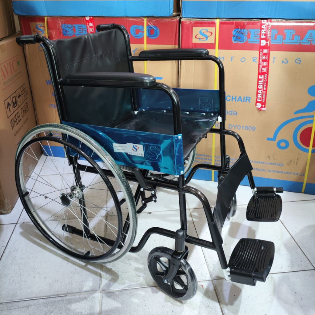 kursi roda standar rumah sakit