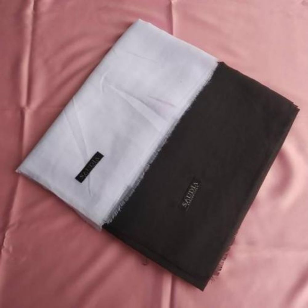 TOKO SYAKIRAH ~ Kerudung sekolah Segiempat Saudia Warna Putih dan Coklat(BACA DESKRIPSI)