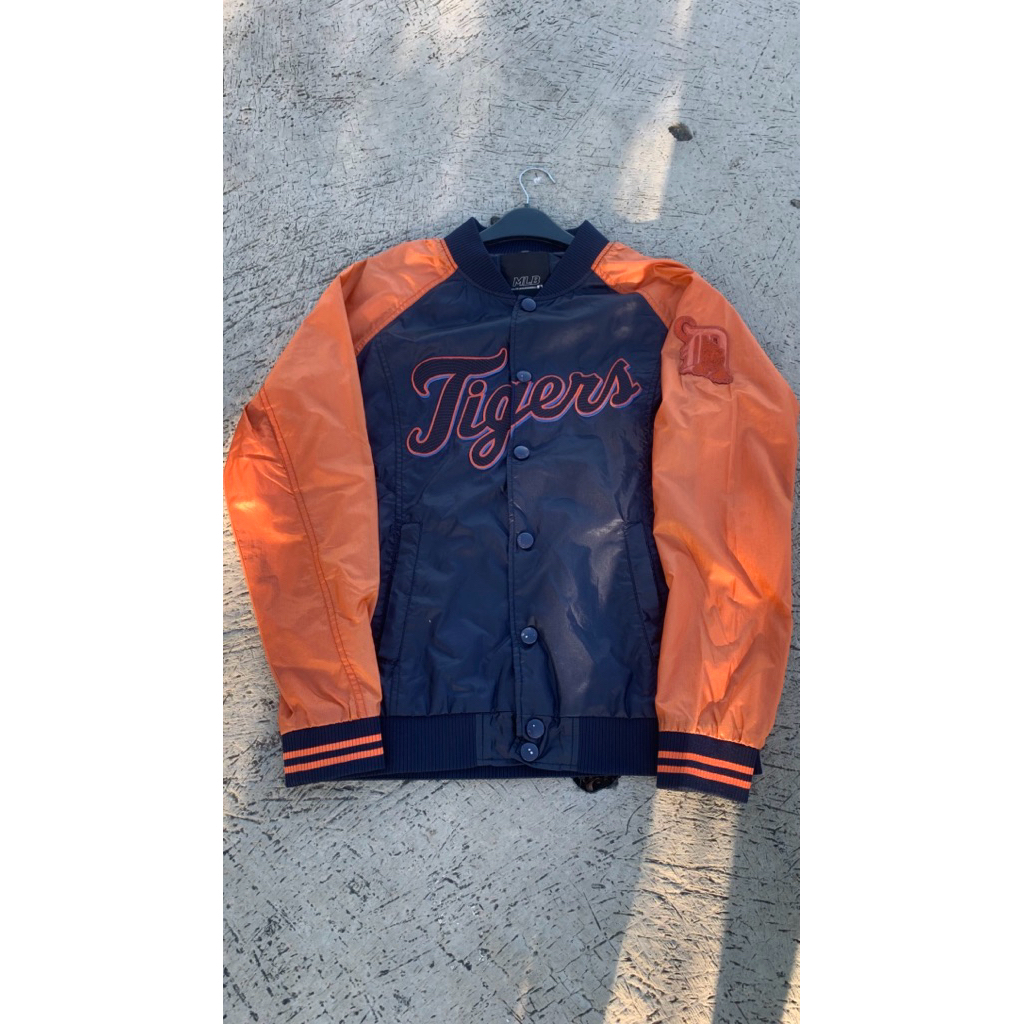 varsity Mlb Tigers second