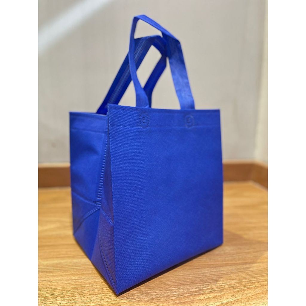 

Spunbond uk 24x22x28 / SBB 22 Tas Box Nasi / Harga Lusinan