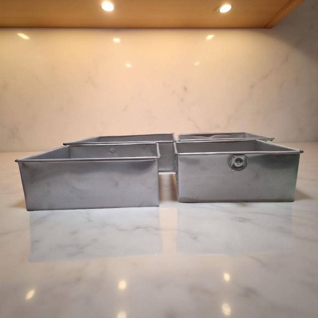 Nampan Panganan Persegi Aluminium Tebal Serbaguna – Kedalaman Ideal untuk Kebutuhan Kuliner Anda