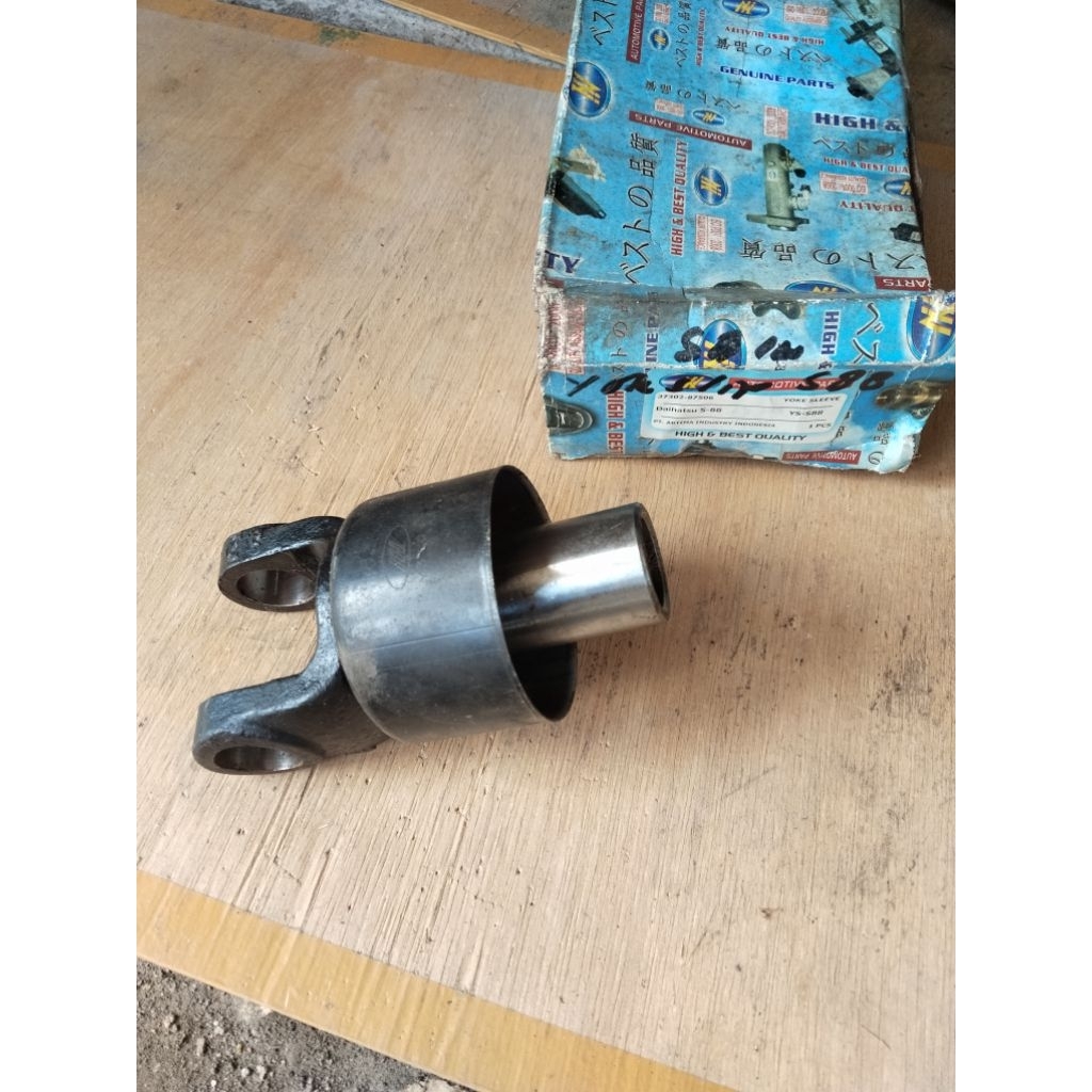 yoke sleeve shok kopel daihatsu hijet s75 zebra s88 s89 espass s91