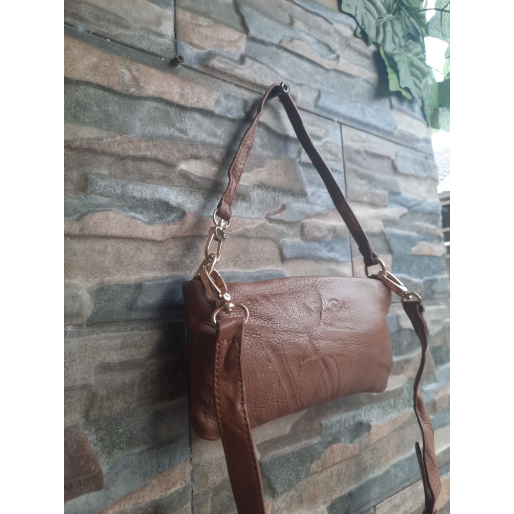 VALENTINO RUDY Sling Bag - TAS PRELOVED