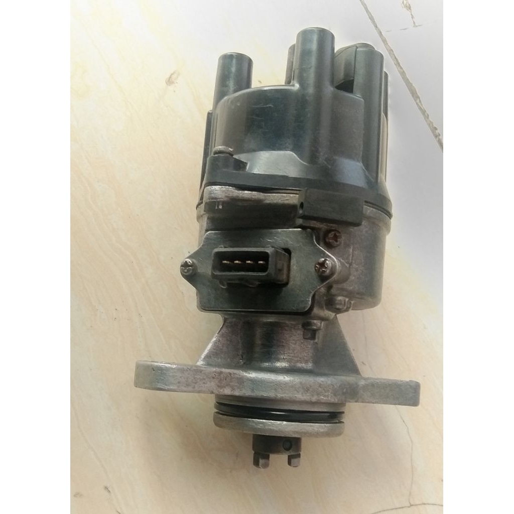 DELCO NISSAN SENTRA B13