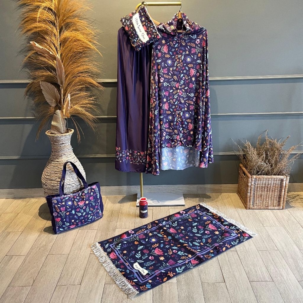 

MOTIF PURPLE WATERCOLOR (BACA DESKRIPSI)