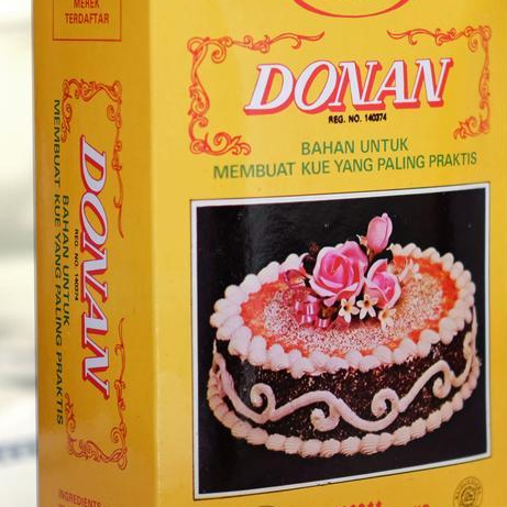 

Tepung Kue Bahan Adonan Kue Cake Donan Klasik Bahan Dasar Bolu Mix 1 Kg Kemasan 2 x 500 Gram