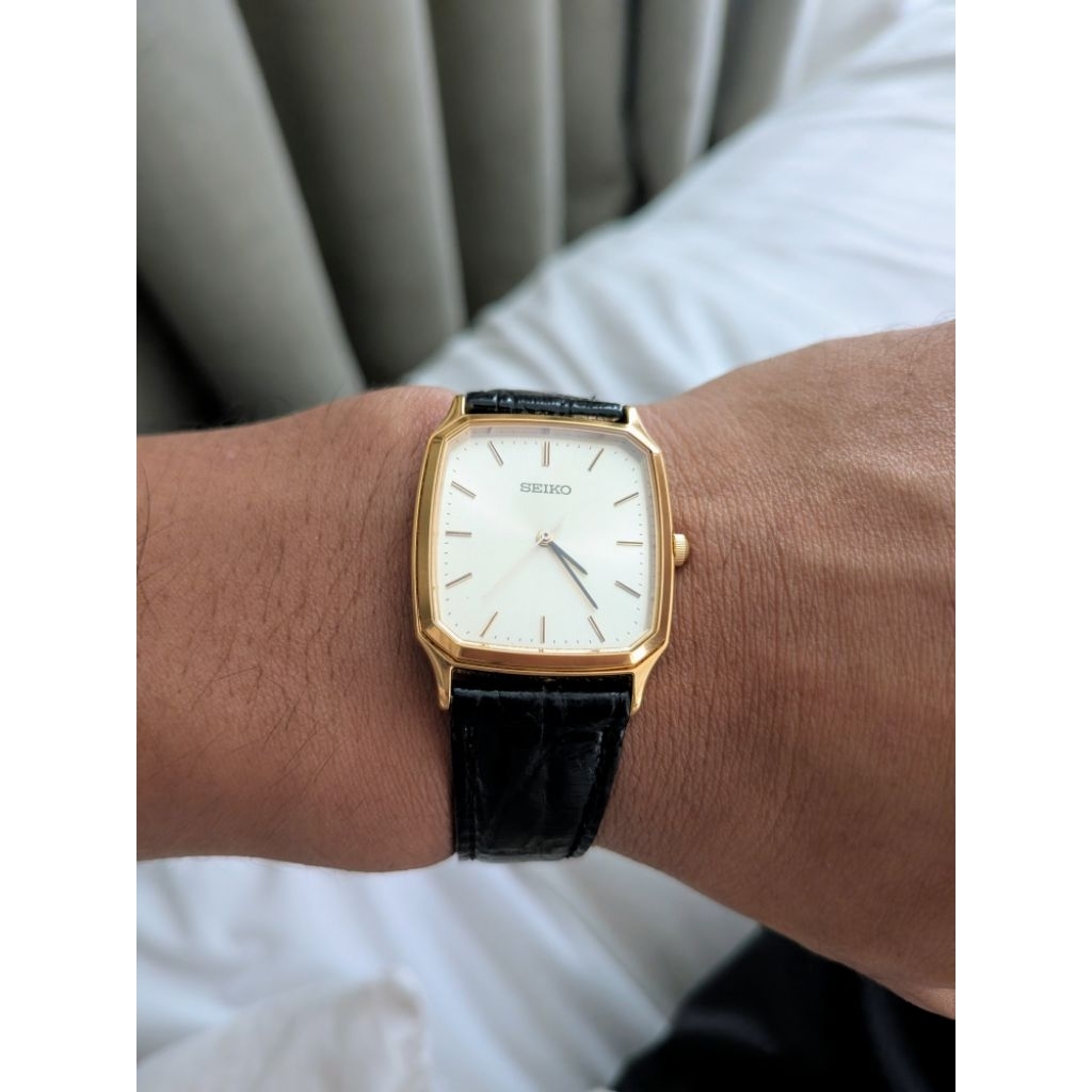 seiko tank vintage 7N01