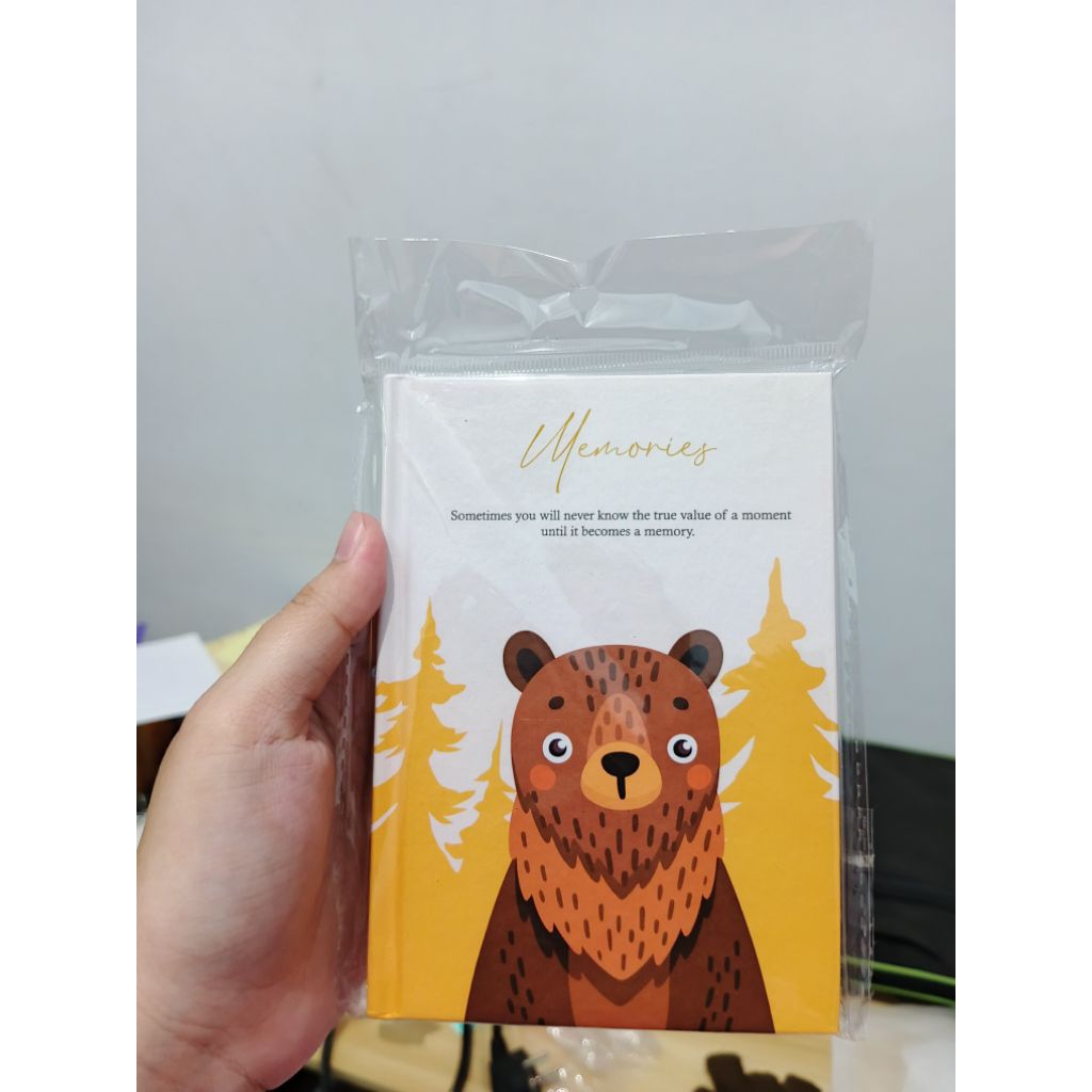 

[READY STOCK] BUKU CATATAN JURNAL DIARY JOYKO KARAKTER BEAR HARD COVER A6 80GSM ISI 54 LEMBAR