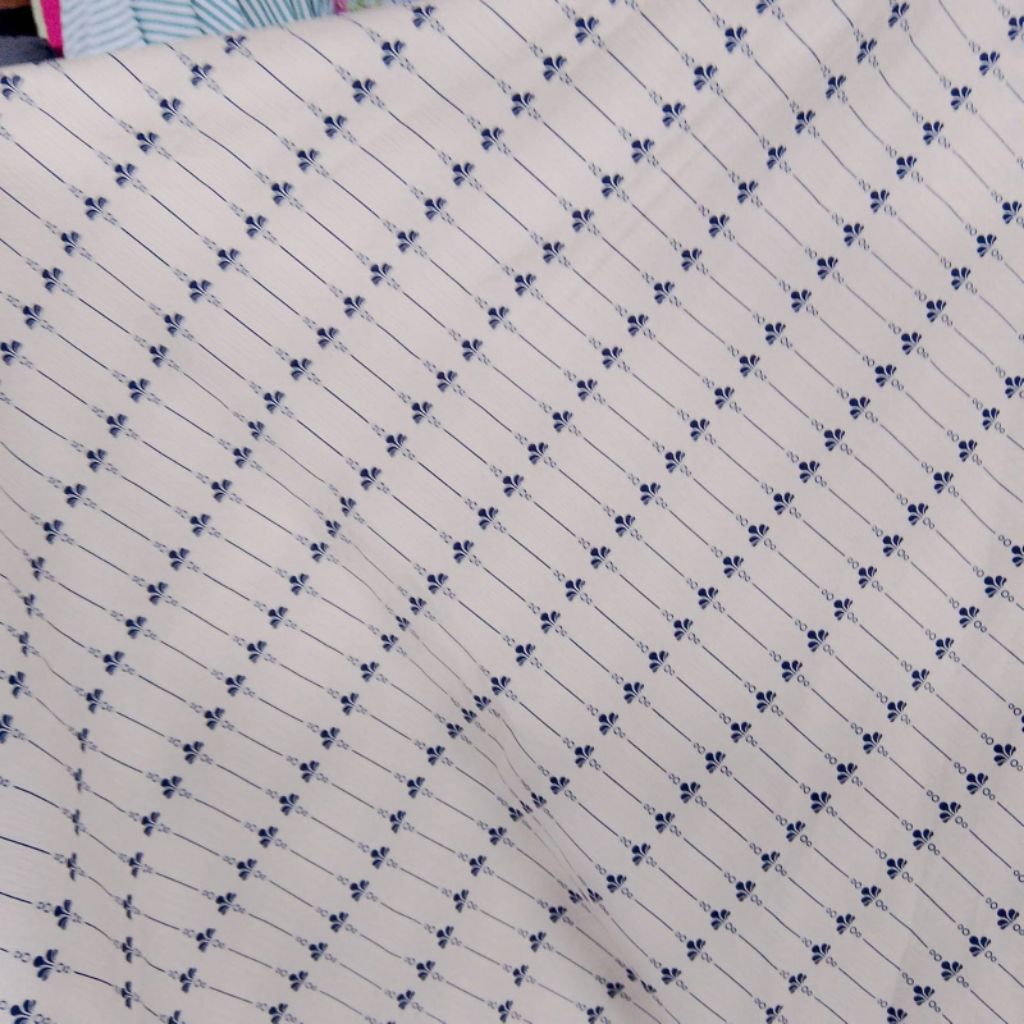 Katun Poplin Motif Garis Geometris - Kain Harga Per½ Meter