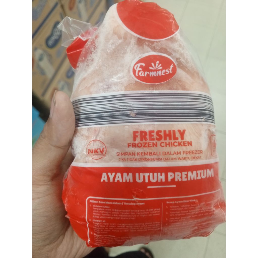 

AYAM FARMNEST UTUH SATU EKOR 800-1000 GRAM