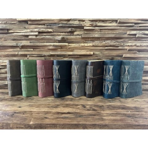 

LEATHER JOURNAL LVNO KHW MEDIUM THICK MIX COLOR/BUKU KULIT/BUKU DIARY/BUKU CATATAN/BUKU TULIS