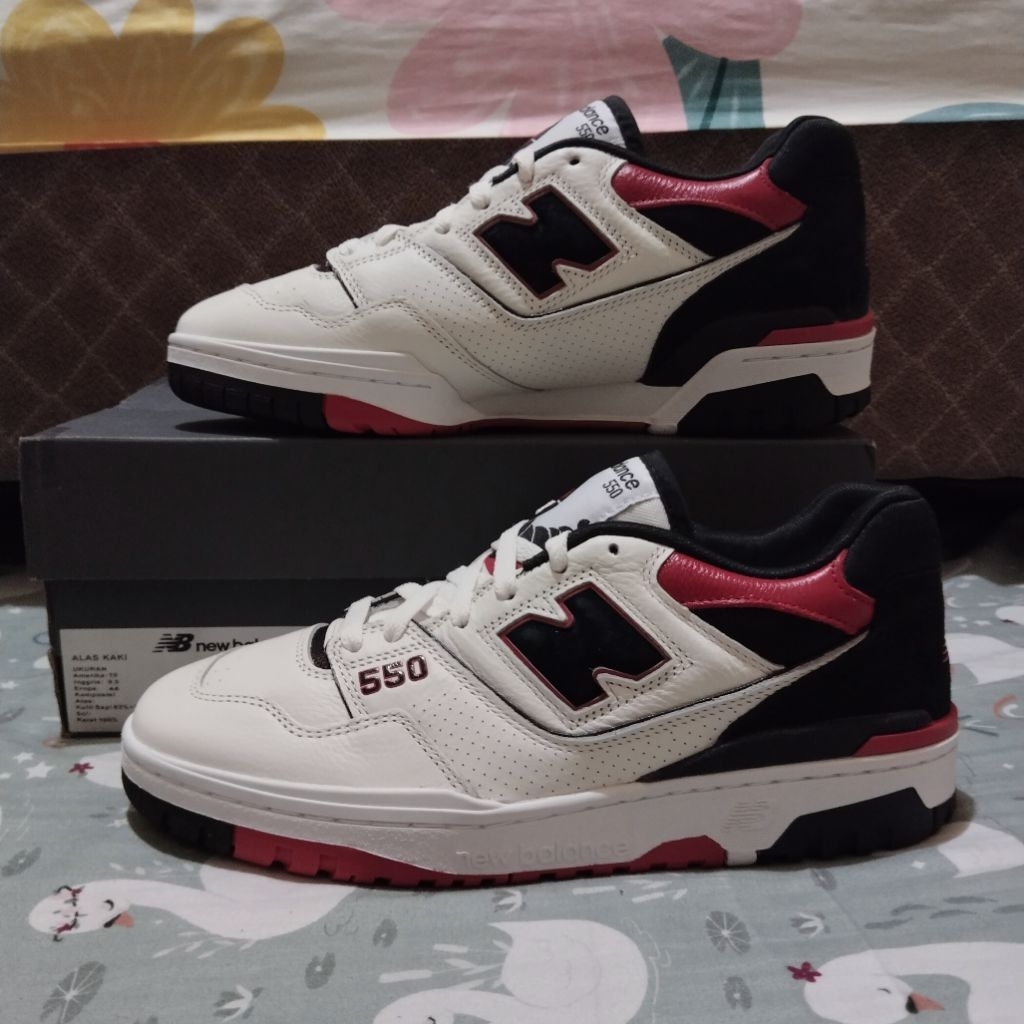 New Balance 550 ORI RESMI BNIB Men's Sneakers
