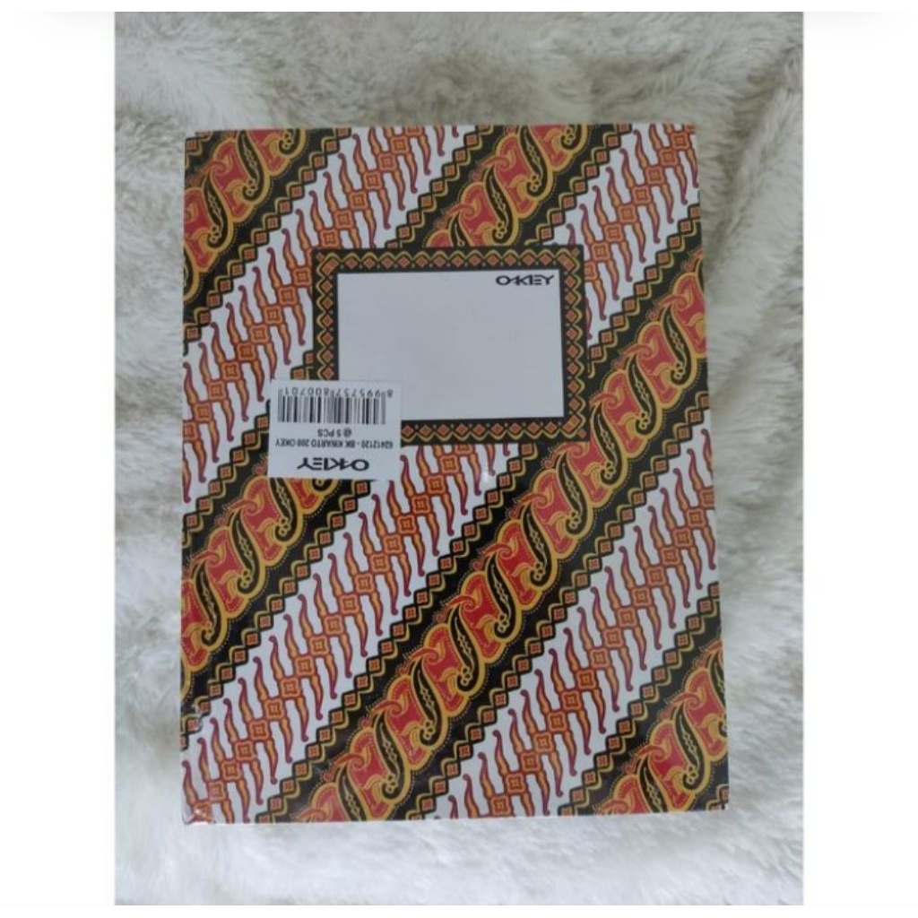 

Buku Kwarto Hard Okey Isi 200 Lembar / 100 Lembar