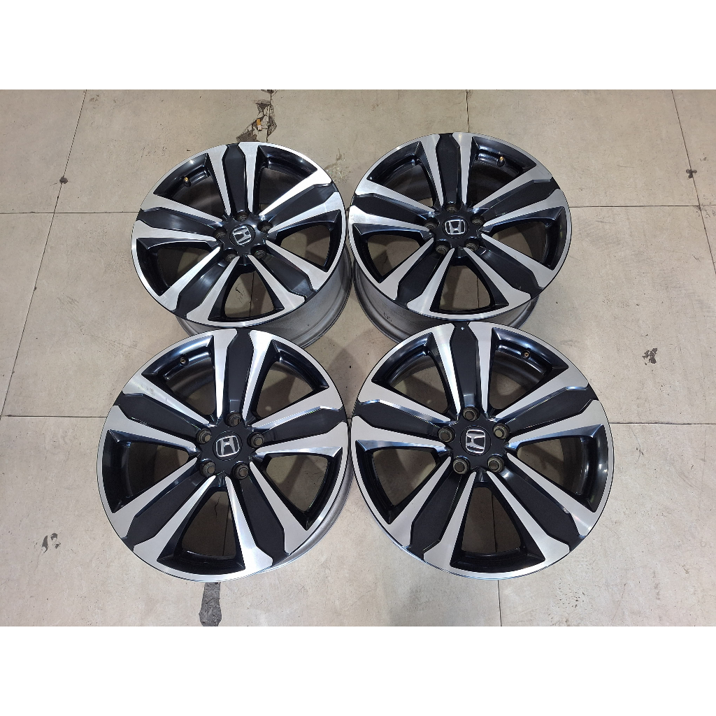 Velg seken bekas copotan mobil crv turbo ring 18 baut 5x114 velg only